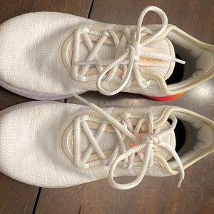 Adidas Women’s Kaptir ‘White Acid Orange’ Size 6